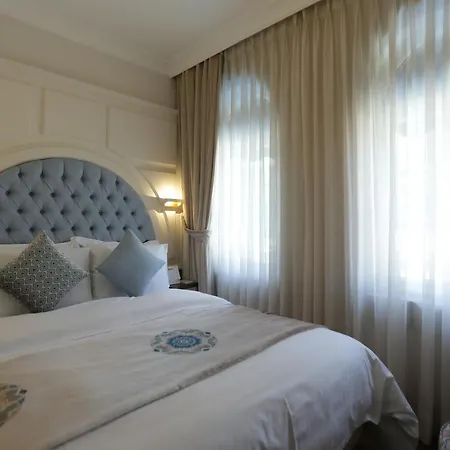 Salbakos Herakleia Boutique Alaçatı
