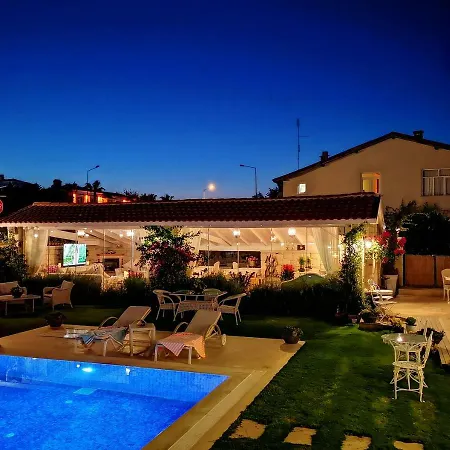 Salbakos Herakleia Hotel