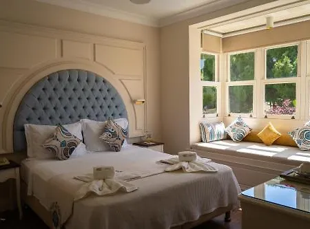 Salbakos Herakleia Hotel