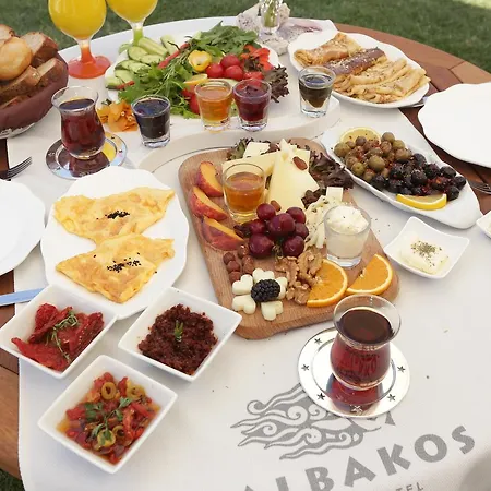 Hotel Salbakos Herakleia 2*